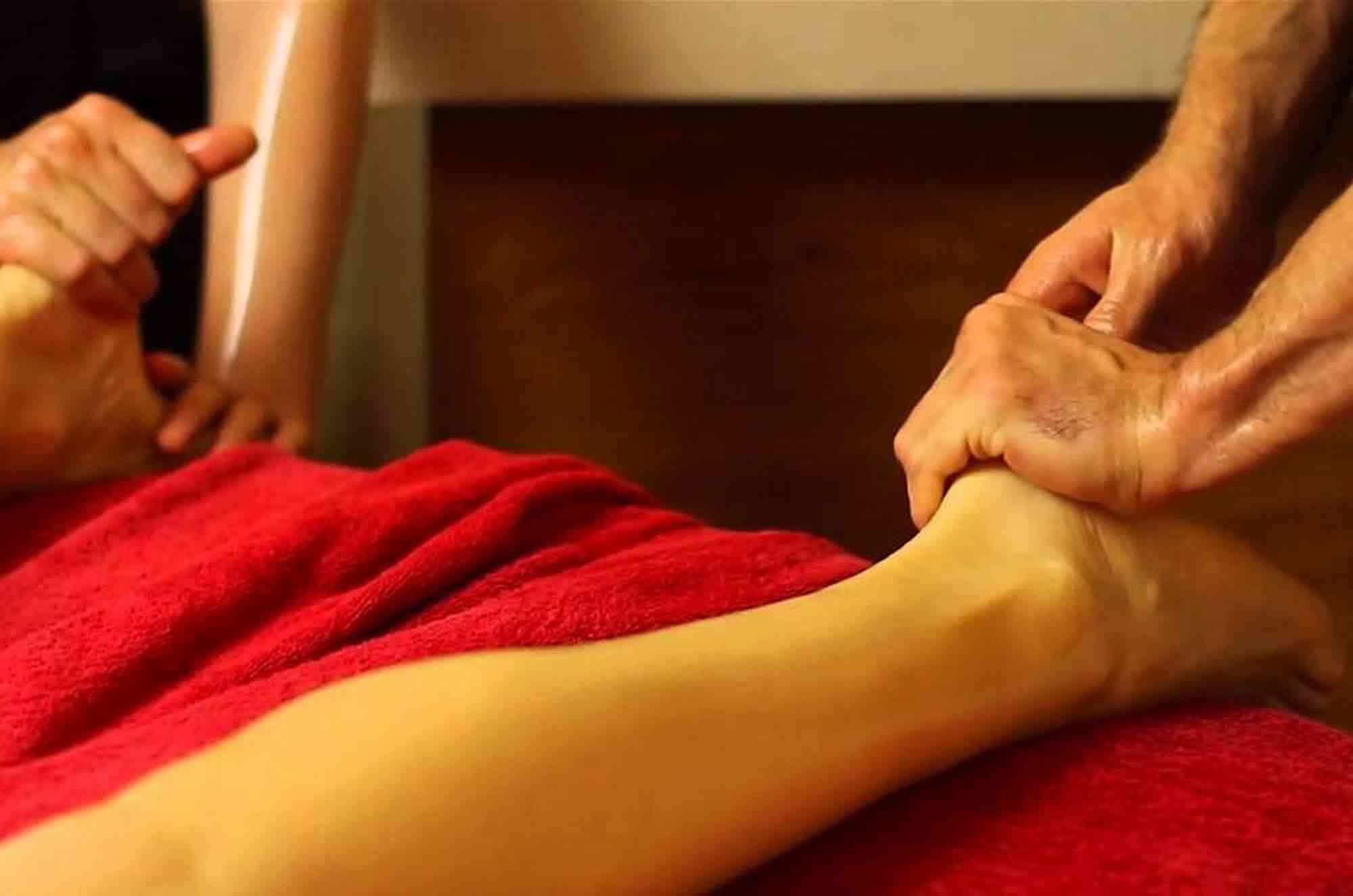 Four Hands Massage In Bur - Dubai